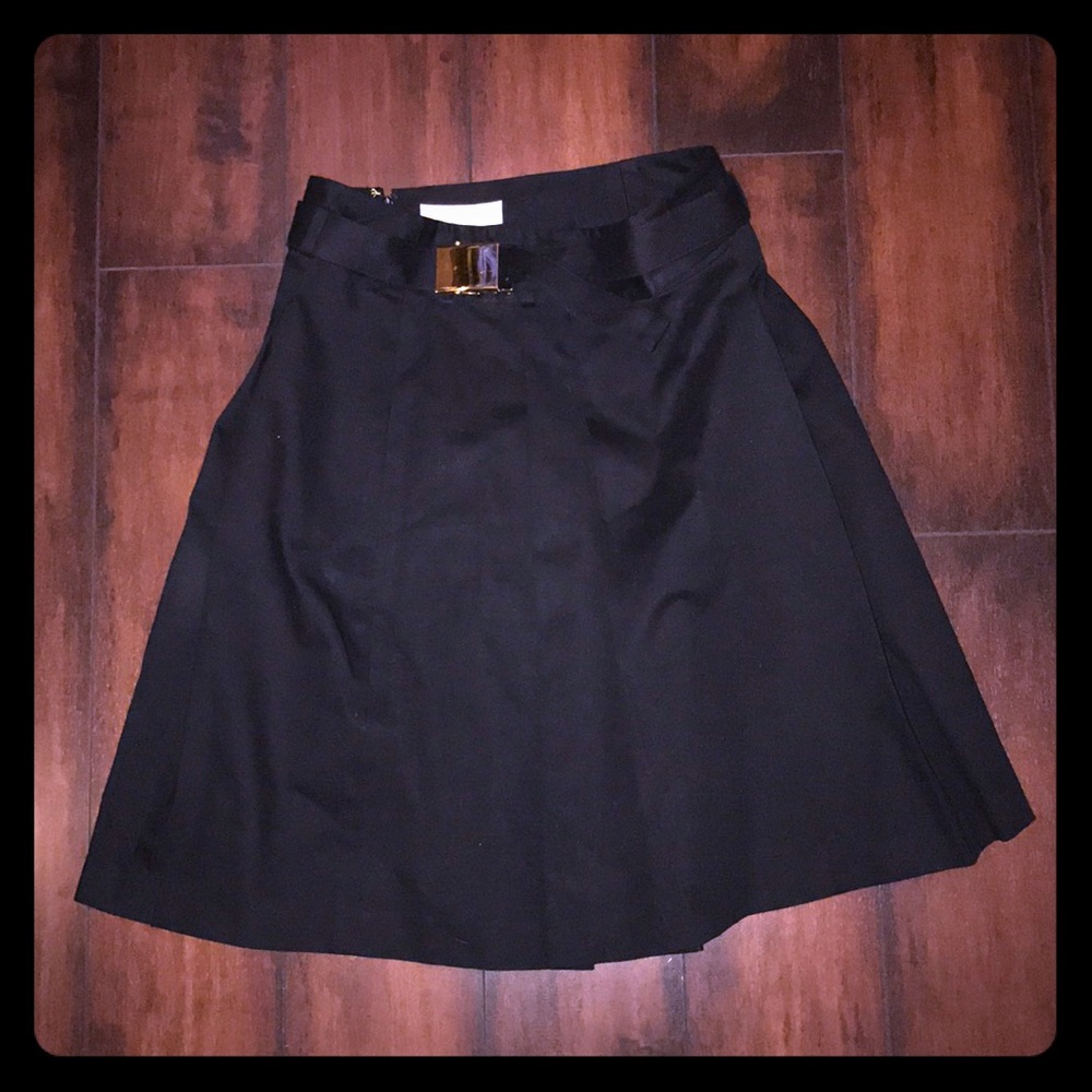 Beautiful Michael Kors skirt with matching belt